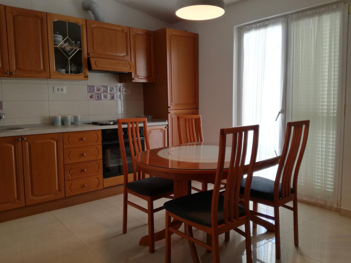Apartments Culav Makarska Exterior foto